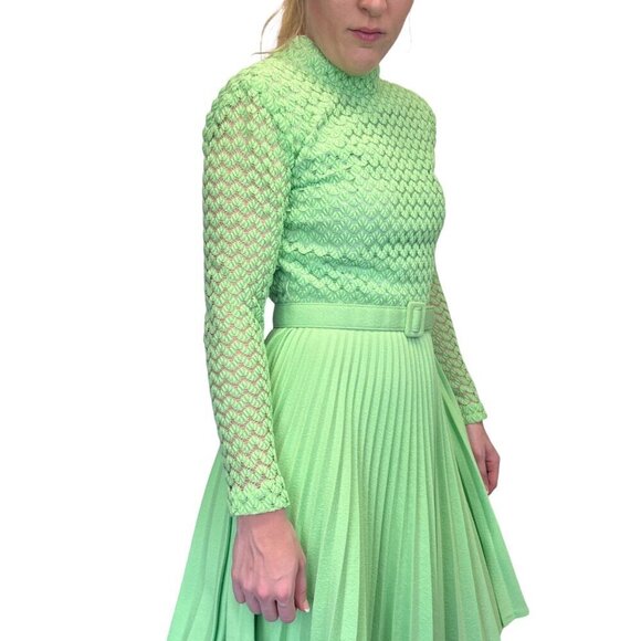 60s 70s Vintage Green Lace Bodice Dress with Permanent Pleated Skirt Belted XS - Picture 2 of 13